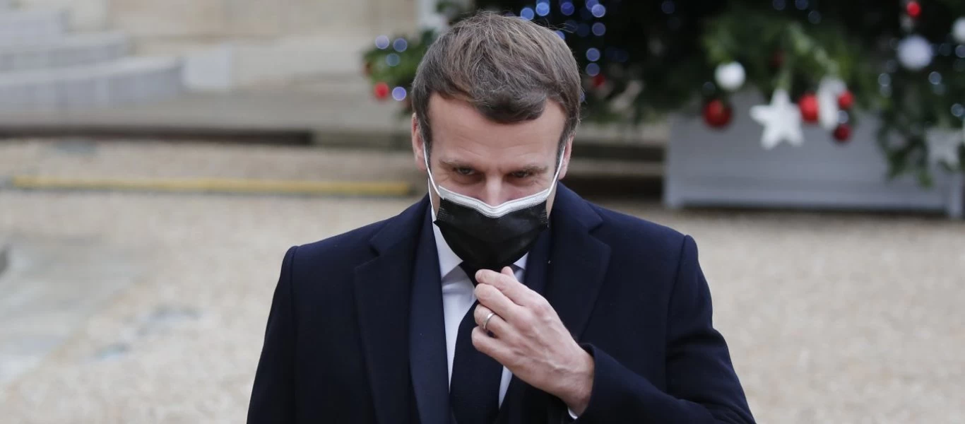 Ασυμπτωματικός ο Ε.Μακρόν - Θα επιστρέψει στα καθήκοντά του σε επτά μέρες